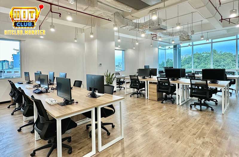 Hình ảnh văn phòng làm việc của HitClub.Monster